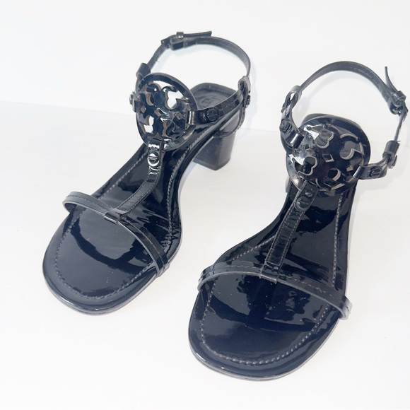 Tory Burch Miller Black Patent Leather T Strap Logo Block Heel Sandals 
Size 8.5 - Picture 6 of 14